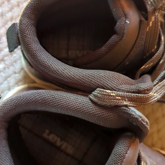Brown high top Levi shoes - Picture 6 of 8